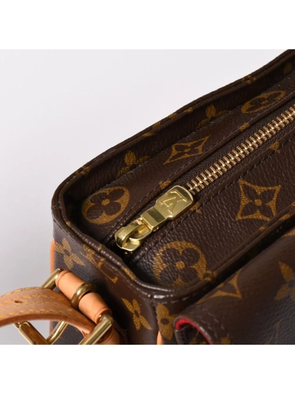 Louis Vuitton Viva-Cite MM Handbag Bag Monogram Brown
